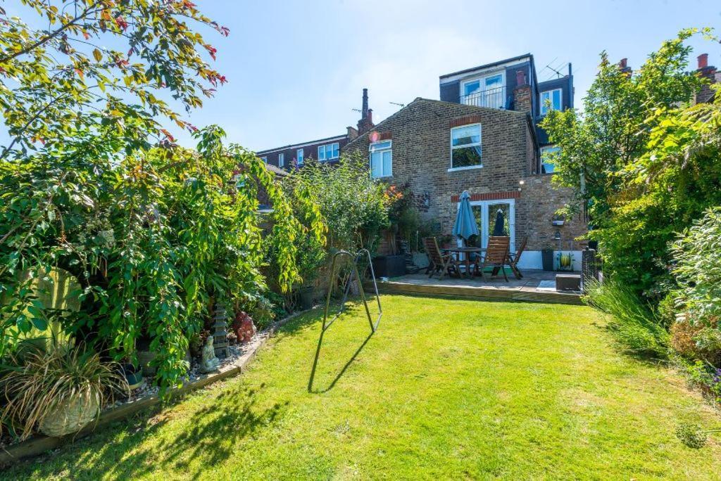 Pass The Keys Beautiful 3 Bedroom Family